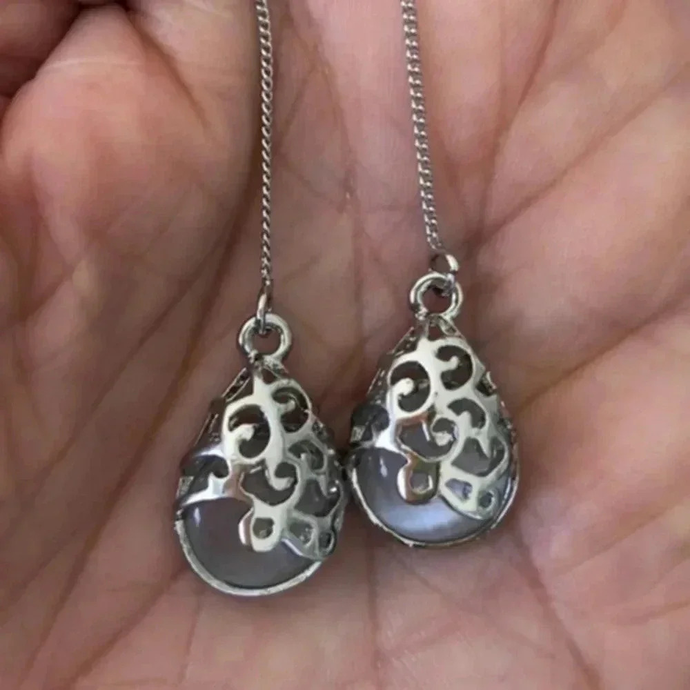 Gray Teardrop Silver Tone Pearl Threader Earrings NWT